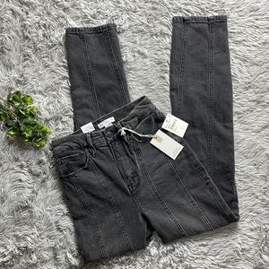 NWT good American black 
Good Classic Seamed Skinny Jeans size 0